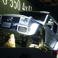 『G 550 4x4 2』を国内で初公開したメルセデス・ベンツ日本（東京オートサロン2016／1月15日／幕張メッセ）