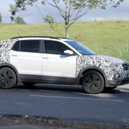 VW T-Cross 改良新型プロトタイプ（スクープ写真）