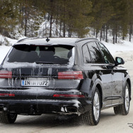 アウディ Q7 改良新型プロトタイプ（スクープ写真）