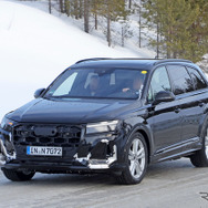 アウディ Q7 改良新型プロトタイプ（スクープ写真）
