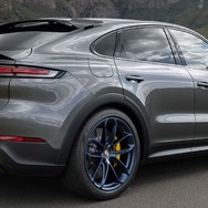 ポルシェ・カイエン・クーペ・ターボ GT 改良新型