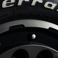 トヨタ ハイラックス×MID ナイトロパワー H12ショットガン