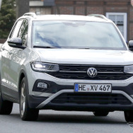 VW T-Cross 改良新型プロトタイプ（スクープ写真）
