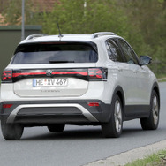 VW T-Cross 改良新型プロトタイプ（スクープ写真）