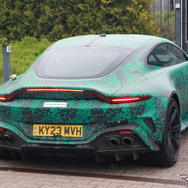 アストンマーティン ヴァンテージ 後継モデルのプロトタイプ（スクープ写真）