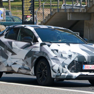 トヨタ C-HR 次期型プロトタイプ（スクープ写真）