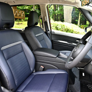 日産 セレナ e-POWER LUXION