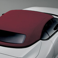 エクステリアカラー ルーフ色：レッド（LC500 Convertible）