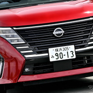 日産 セレナ LUXION