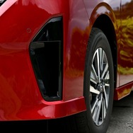 日産 セレナ LUXION