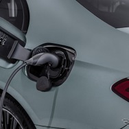 メルセデスベンツ Eクラス・セダン 新型のPHEV