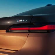 BMW i7 の「M70 xDrive」