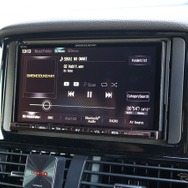ヘッドユニットとして使うダイヤトーン・サウンドナビNZ-MR200Premi2。現在DSP調整はヘリックスにゆだねている。