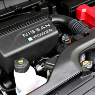 日産 セレナ e-POWER LUXION
