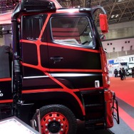 スーパーグレートV スパイダー（東京モーターショー15）