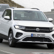 VW T-Cross 改良新型プロトタイプ（スクープ写真）