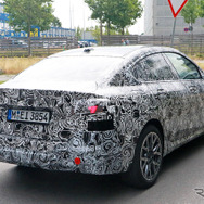 BMW 2シリーズ グランクーペ 次期型プロトタイプ（スクープ写真）