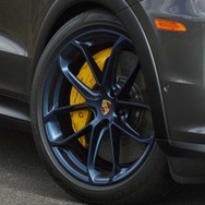ポルシェ・カイエン・ターボ GT 改良新型