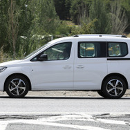 VW キャディ eHybrid プロトタイプ（スクープ写真）