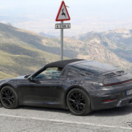 ポルシェ 911 タルガ 改良新型プロトタイプ（スクープ写真）