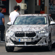 BMW X2 次期型プロトタイプ（スクープ写真）