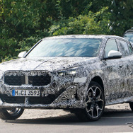 BMW X2 次期型プロトタイプ（スクープ写真）