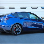 STREET ADVANCE Z［GSAQS-91AA2］TESLA Model Y［PERFORMACNE］用実装例