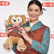 武井咲＆ダッフィー