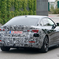 BMW i4 M50 改良新型プロトタイプ（スクープ写真）