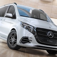 メルセデスベンツ Vクラス 改良新型の「AMGライン・パッケージ」装着車