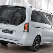 メルセデスベンツ Vクラス 改良新型の「AMGライン・パッケージ」装着車