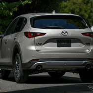 マツダ CX-5 改良新型（プラチナクォーツメタリック）