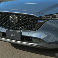 マツダ CX-5 改良新型（ポリメタルグレーメタリック）