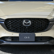 マツダ CX-5 レトロスポーツエディション（ジルコンサンドメタリック）