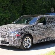 BMW X3 次期型プロトタイプ（スクープ写真）