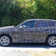 BMW X3 次期型プロトタイプ（スクープ写真）