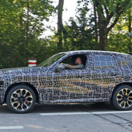 BMW X3 次期型プロトタイプ（スクープ写真）