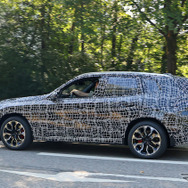 BMW X3 次期型プロトタイプ（スクープ写真）