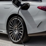 メルセデスベンツ Eクラス・ステーションワゴン 新型のPHEV