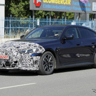 BMW i4 改良新型プロトタイプ（スクープ写真）