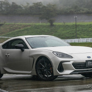 スバル BRZ STIスポーツ