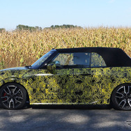 MINI コンバーチブル JCW 次期型プロトタイプ（スクープ写真）