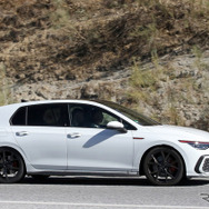 VW ゴルフ GTI 改良新型 プロトタイプ（スクープ写真）