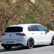 VW ゴルフ GTI 改良新型 プロトタイプ（スクープ写真）