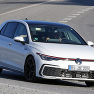 VW ゴルフ GTI 改良新型 プロトタイプ（スクープ写真）