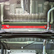 SUSTEC UNDER BRACE新型HONDA N-BOX（JF5）用実装例（リア）