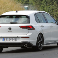 VW ゴルフ GTI 改良新型プロトタイプ（スクープ写真）