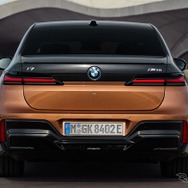BMW i7 の「M70 xDrive」