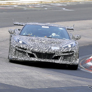 シボレー コルベット ZR1 新型プロトタイプ。ナンバー104M929の車両（スクープ写真）