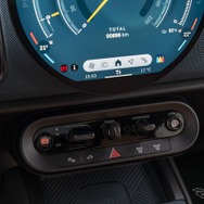 MINI カントリーマン（クロスオーバー）新型のEV
